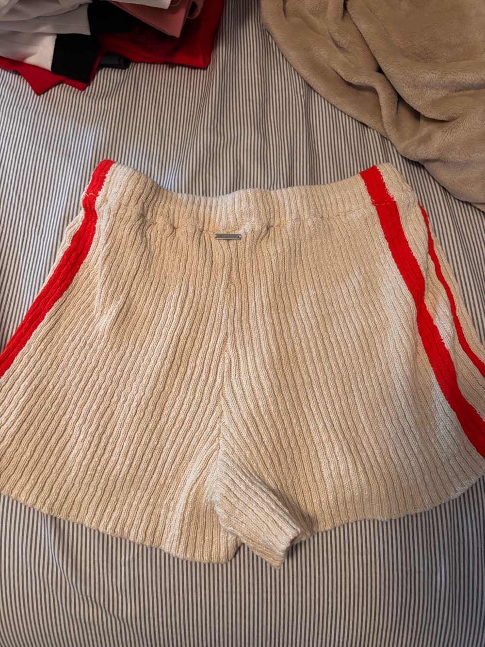 Billabong Cream Ribbed Set - Picture 6 of 6